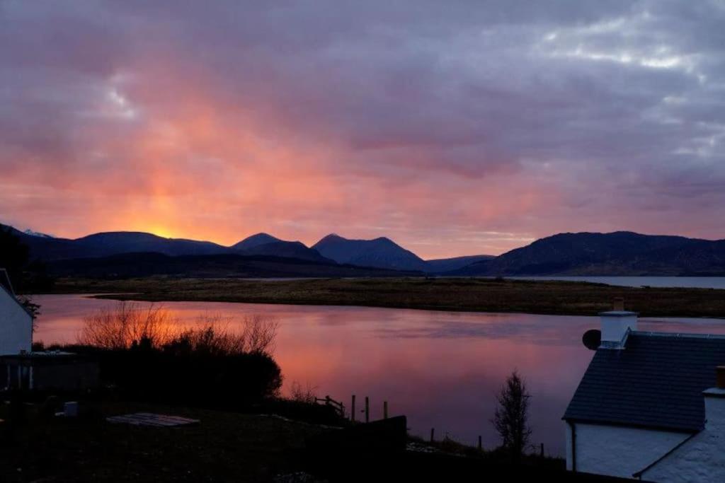 Tidal Cottage On The Shore Isle Of Skye Breakish Extérieur photo